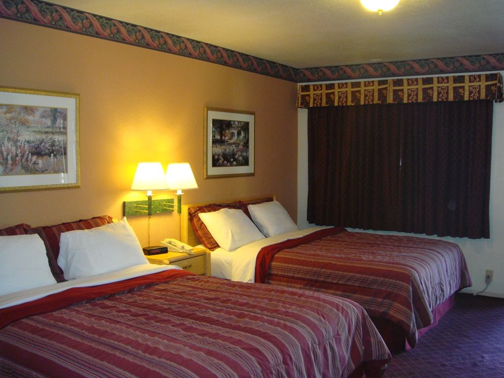 Muir Lodge Motel Martinez Phòng bức ảnh